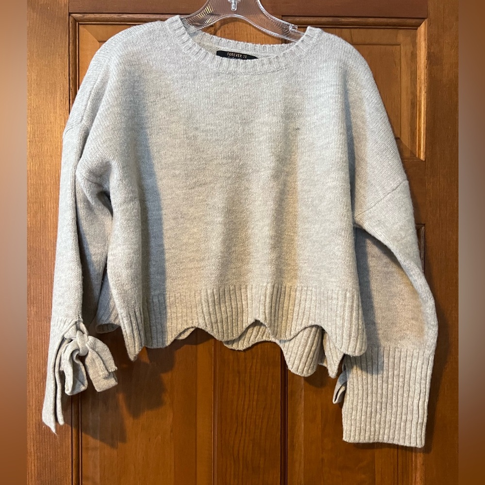 Forever 21 Light Beige Sweater with Bow Accents